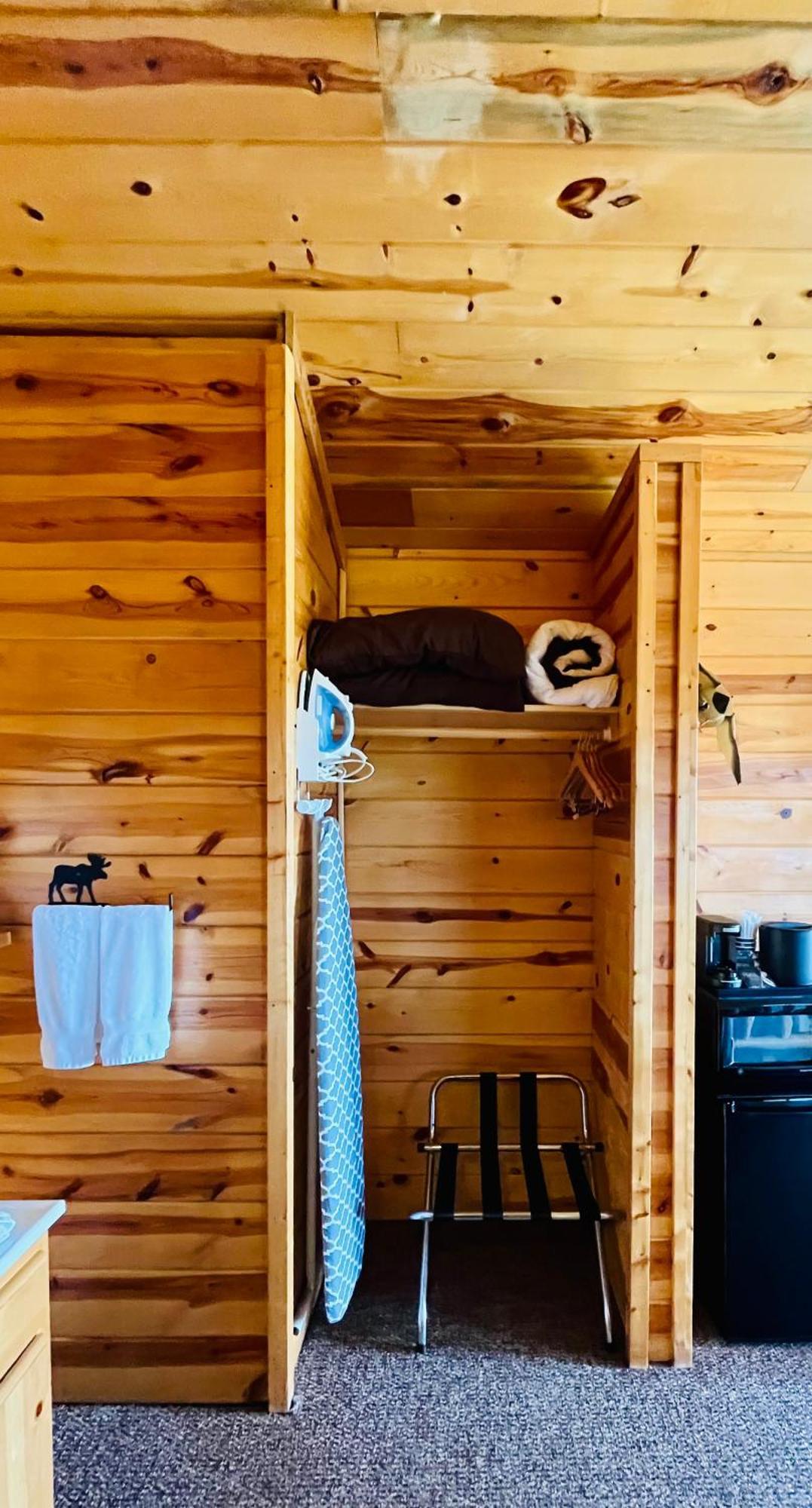 Badlands Frontier Cabins Wall Esterno foto