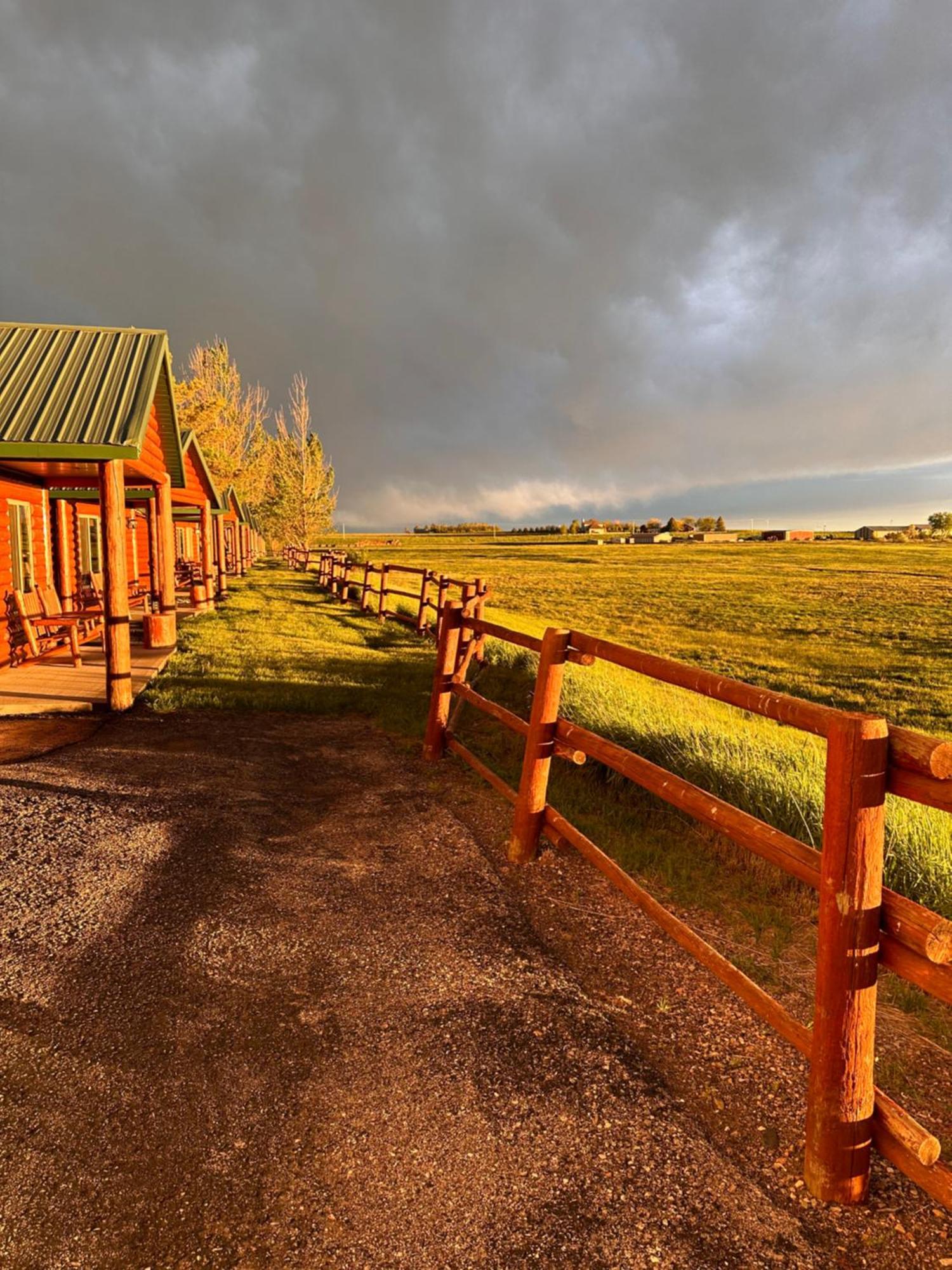 Badlands Frontier Cabins Wall Esterno foto