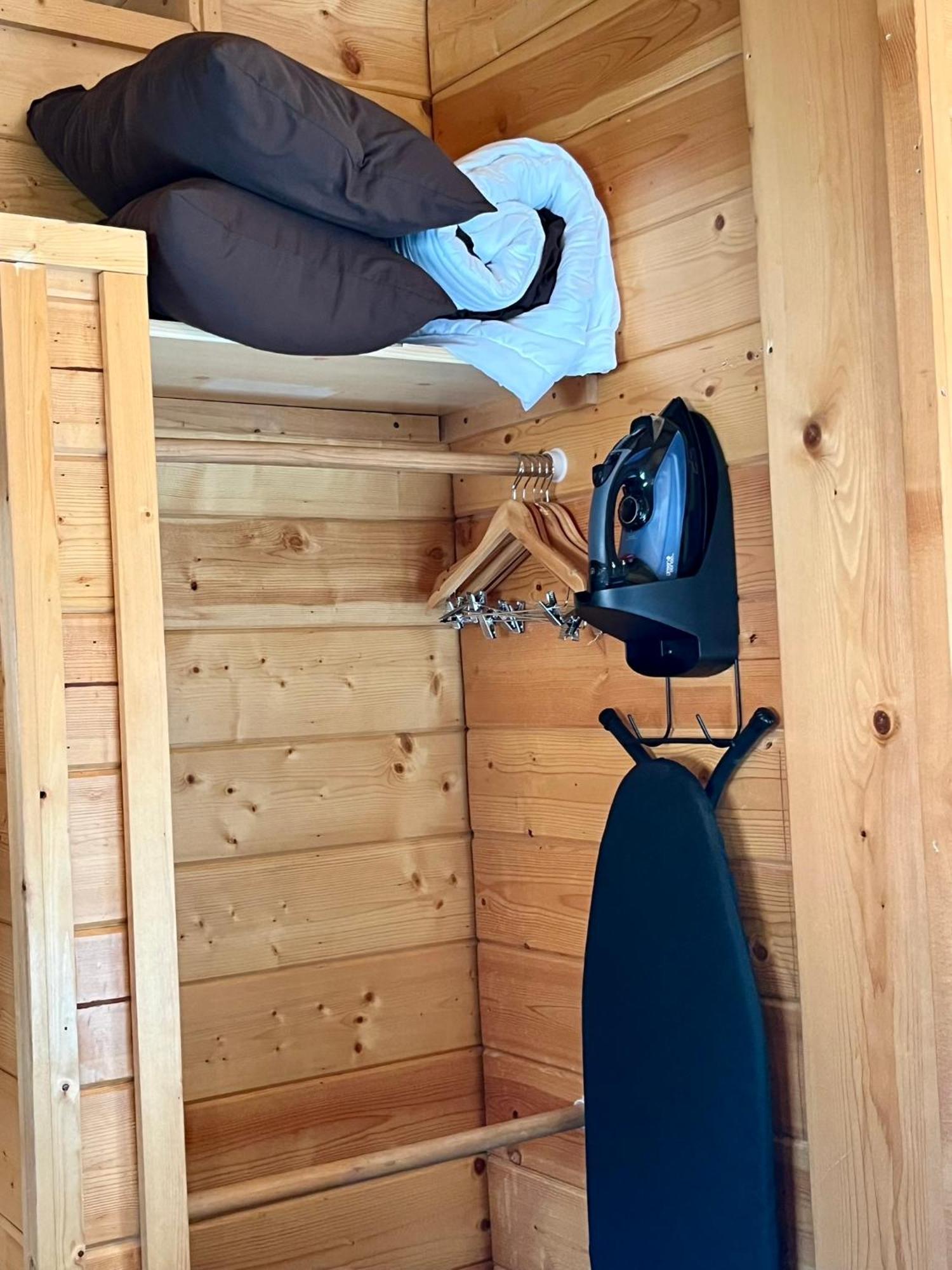 Badlands Frontier Cabins Wall Esterno foto